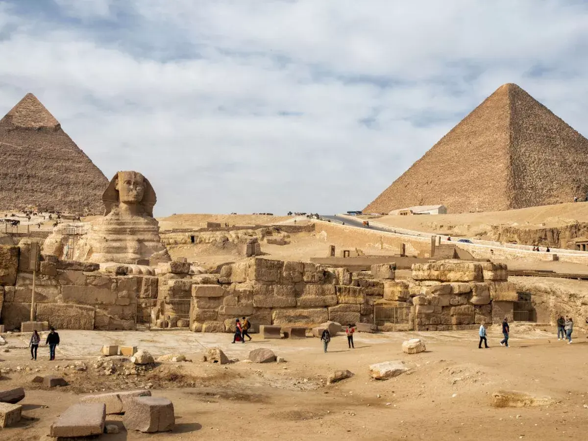 All that Worth Knowing About the Giza Pyramids