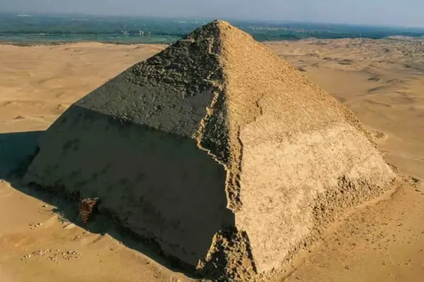 Does Dahshur Pyramids Have Bodies? 5 Fascinating Facts