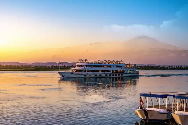 4 Days – 3 Nights Nile Cruise From Cairo by Flight