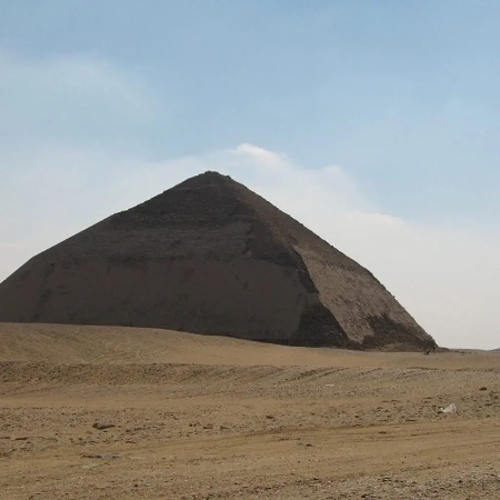 Does Dahshur Pyramids have Bodies