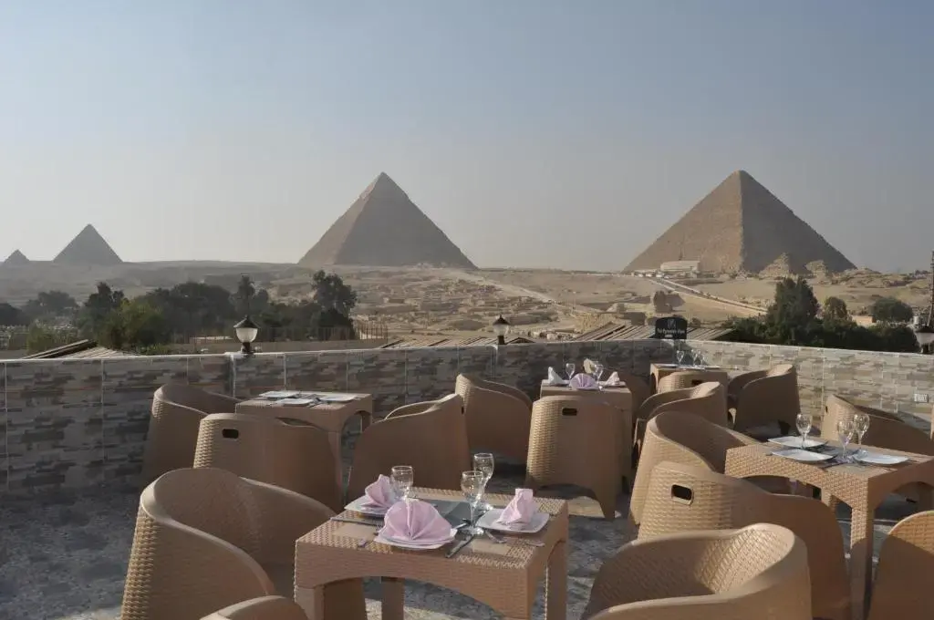 Where is best to stay when visiting the pyramids